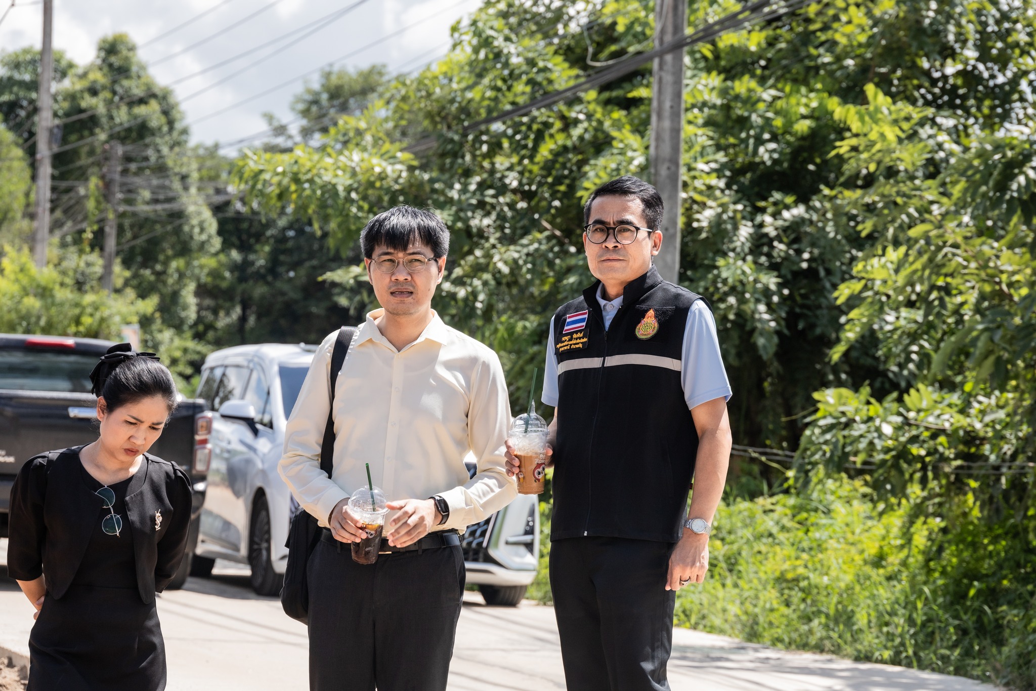 ตรวจเยี่ยม โครงสร้างรัั้วโรงเรียนที่ชำรุด บริเวณ หลังโดมเฉลิมพระเกียรติ และบริเวณหลังโรงอาหารโรงเรียนอำนาจเจริญ