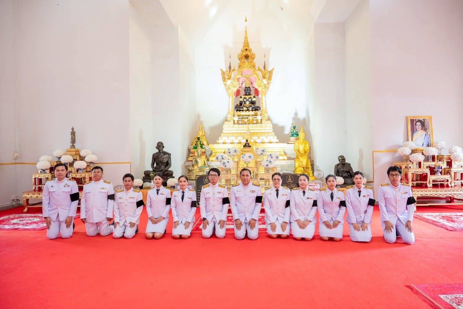 สพม.อุบลราชธานี อำนาจเจริญ ร่วมพิธีบำเพ็ญกุศลถวายพระราชกุศลแด่สมเด็จพระพันปีหลวง ณ วัดมณีวนาราม