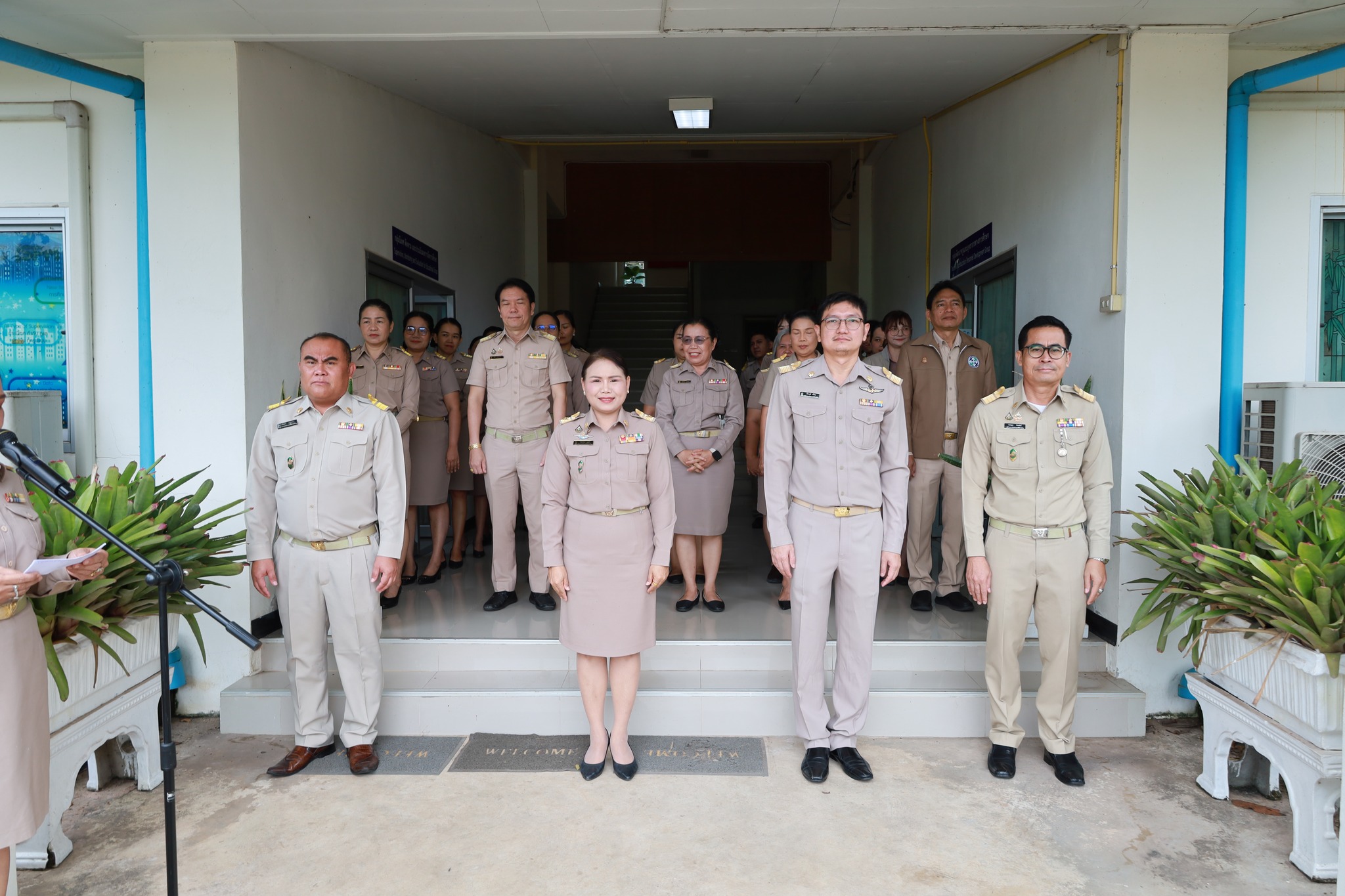 สพม.อุบลราชธานี อำนาจเจริญ ร่วมกิจกรรมหน้าเสาธง