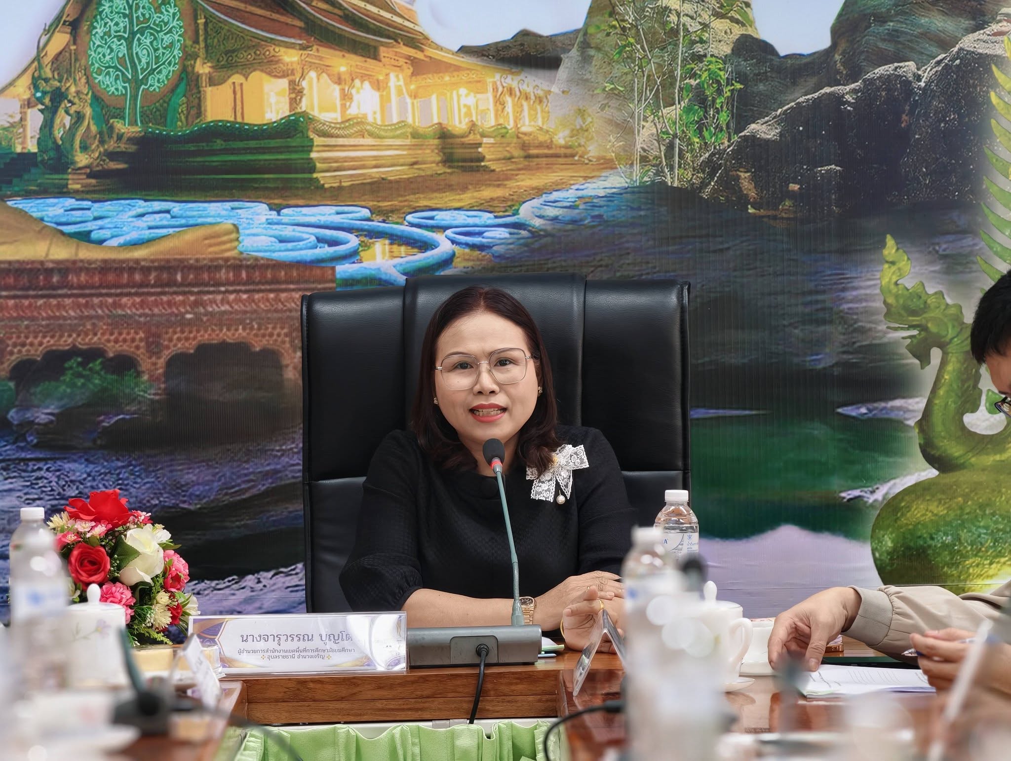 สพม.อุบลราชธานี อำนาจเจริญ ประชุมคณะกรรมการติดตามผลการปฏิบัติงาน ผอ.สถานศึกษา ครั้งที่ 1/2569 มุ่งเน้นความโปร่งใสและผลสัมฤทธิ์ตามนโยบาย “เรียนดี มีคุณธรรม”